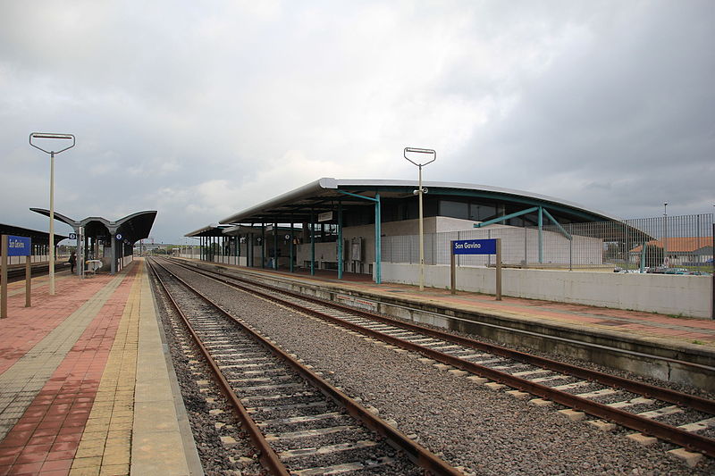 File:San Gavino Monreale - Stazione ferroviaria (08).JPG