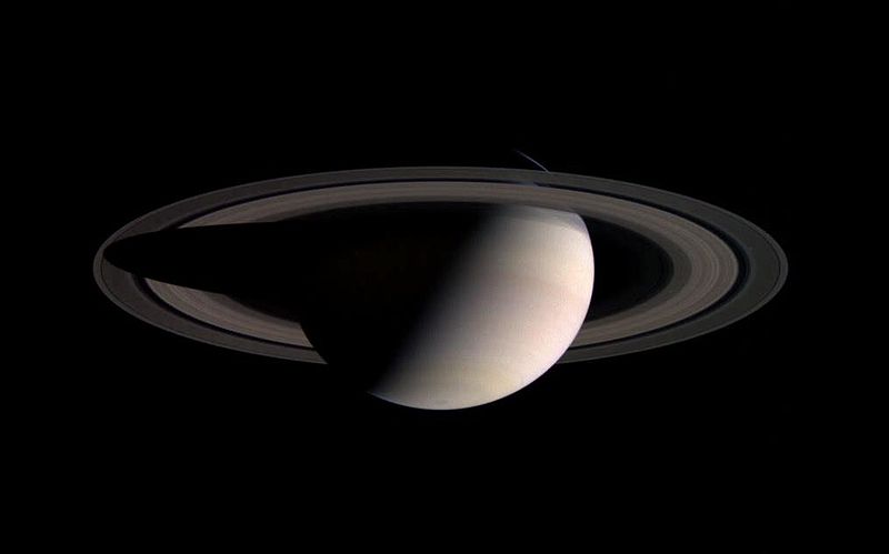 File:Saturn from Cassini Orbiter (2004-07-17).jpg