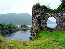 Strome Castle ruins Scotland Loch Carron.jpg