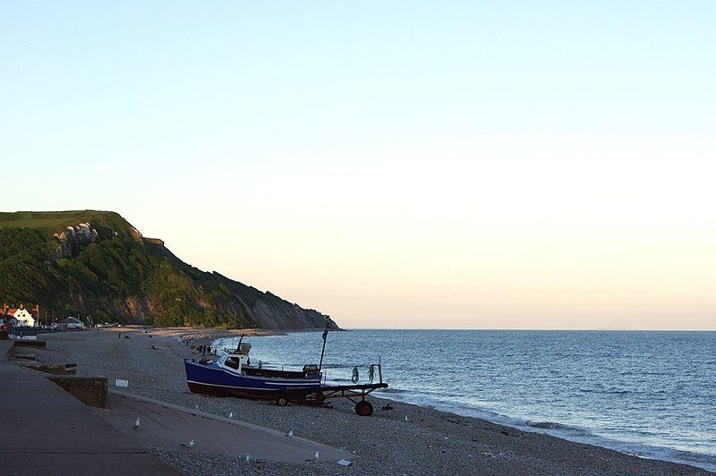 File:Seaton Beach in the evening. - geograph.org.uk - 1895946.jpg