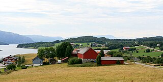 <span class="mw-page-title-main">Fosnes</span> Former municipality in Trøndelag, Norway