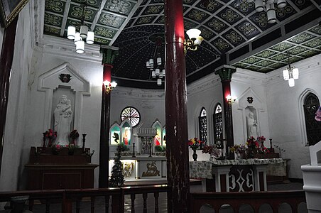 Interior del templo