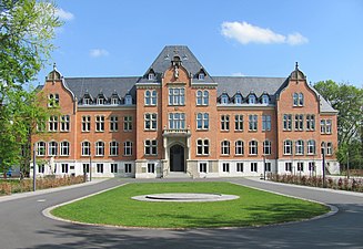 Gymnasium (voormalig St. Michaëlsklooster)