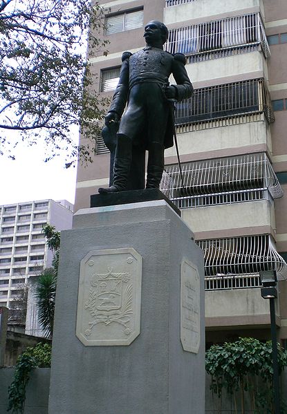 File:Statue of Juan Crisóstomo Falcón in Caracas.jpg