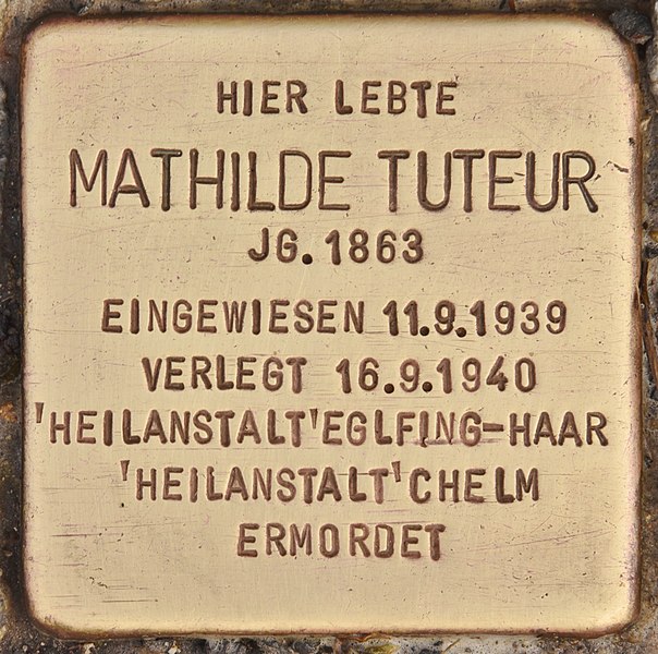 File:Stolperstein für Mathilde Tuteur (Erlangen).jpg