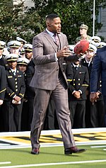 Michael Strahan StrahanUSNA2021(cropped).jpg