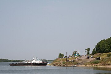 Файл:Sura_River_in_Vasilsursk_(July_2010).jpg