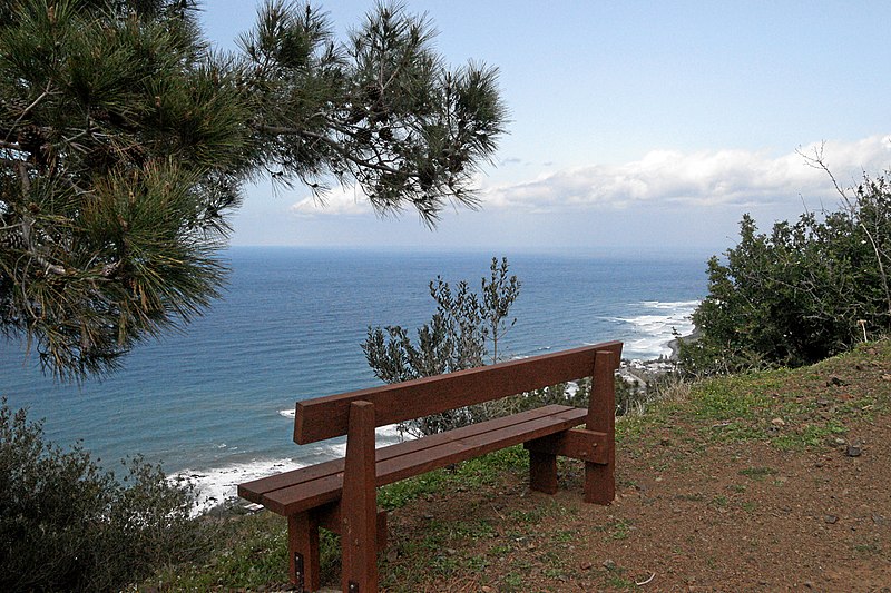 File:Symvoulos-nature-trail.jpg