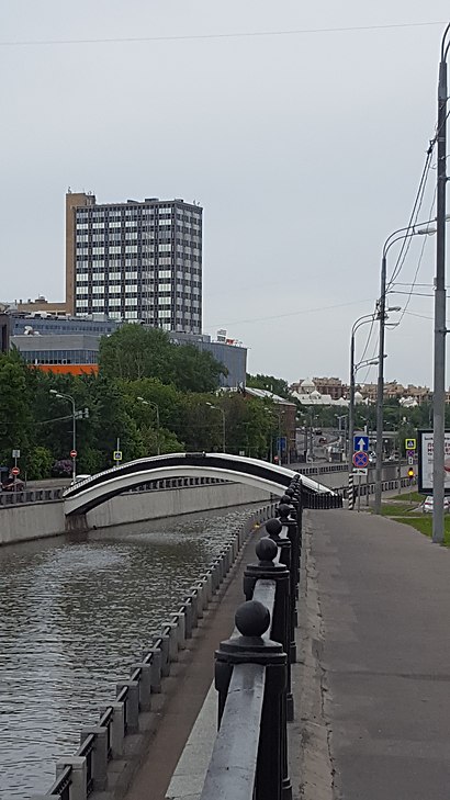 Как доехать до Тессинский мост на общественном транспорте