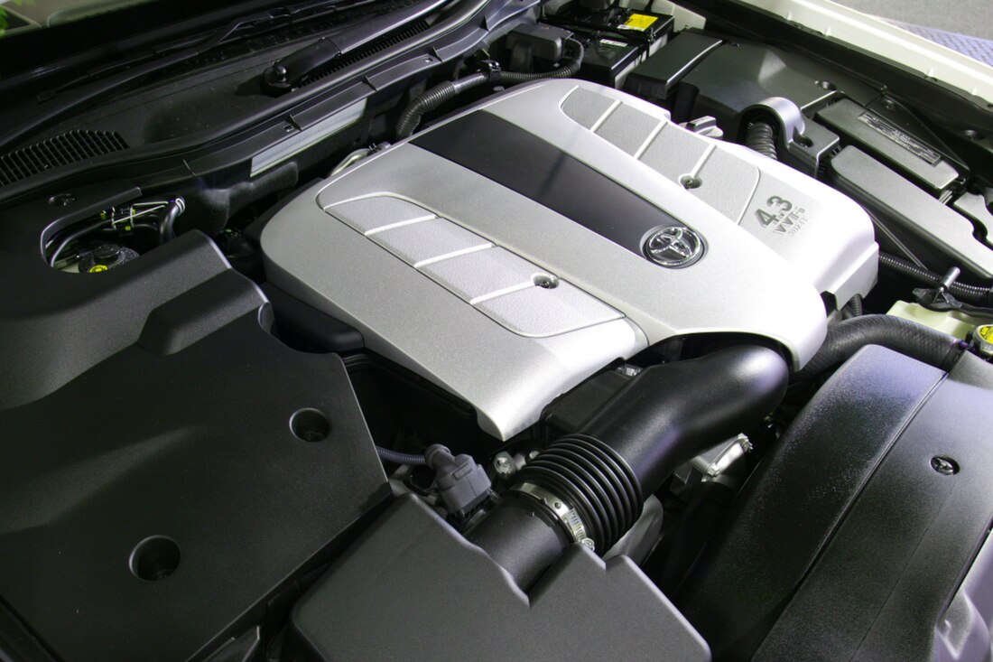 Toyota UZ engine