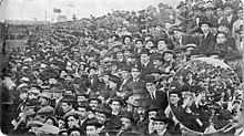 The crowd at Racing Club Stadium during the Combinado Norte v Exeter City match Tribuna v exeter cancha racing 1914.jpg