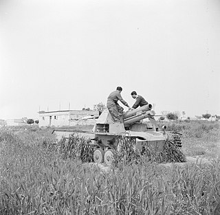 <span class="mw-page-title-main">15 cm sIG 33 auf Fahrgestell Panzerkampfwagen II (Sf)</span> German heavy assault gun