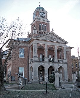 The Tyler County Courthouse in Middlebourne in 2006 Tyler County Courthouse WV.jpg