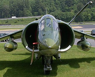 USMC BAE AV-8C Harrier, Seattle Museum Of Flight, Washington (1).jpg