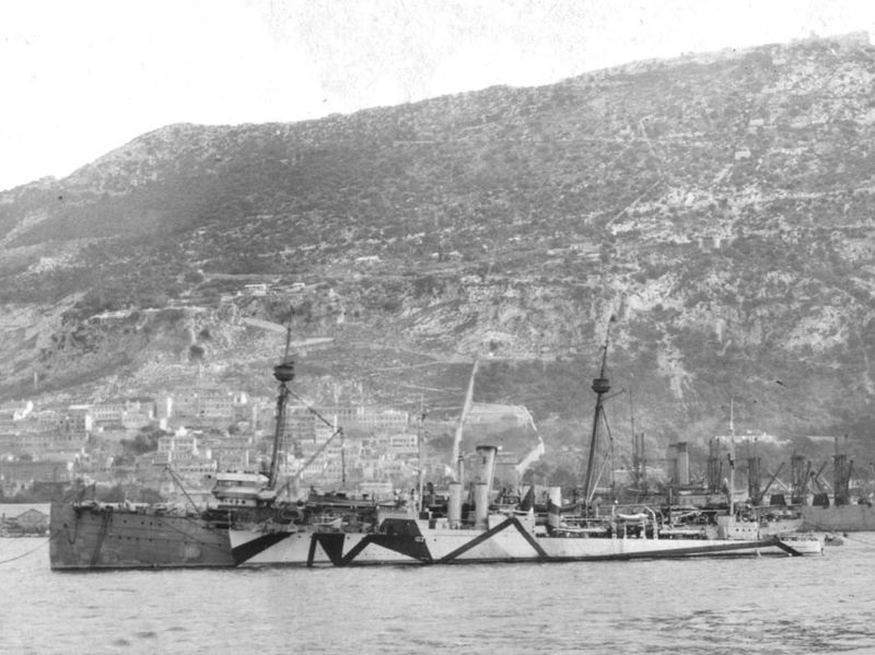 File:USS Schley (DD-103) alongside USS Buffalo (AD-8) at Gibraltar c1918.jpg