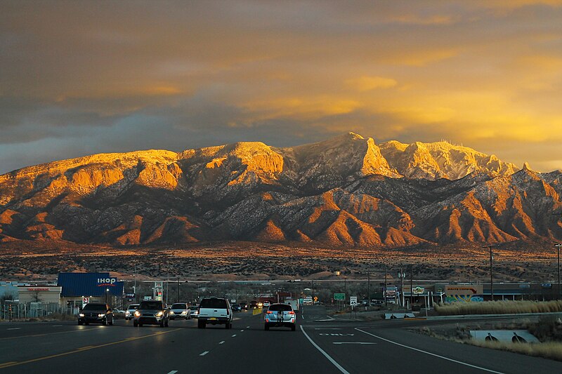 File:US Route 550 with Sandia Mountains (32133362550).jpg