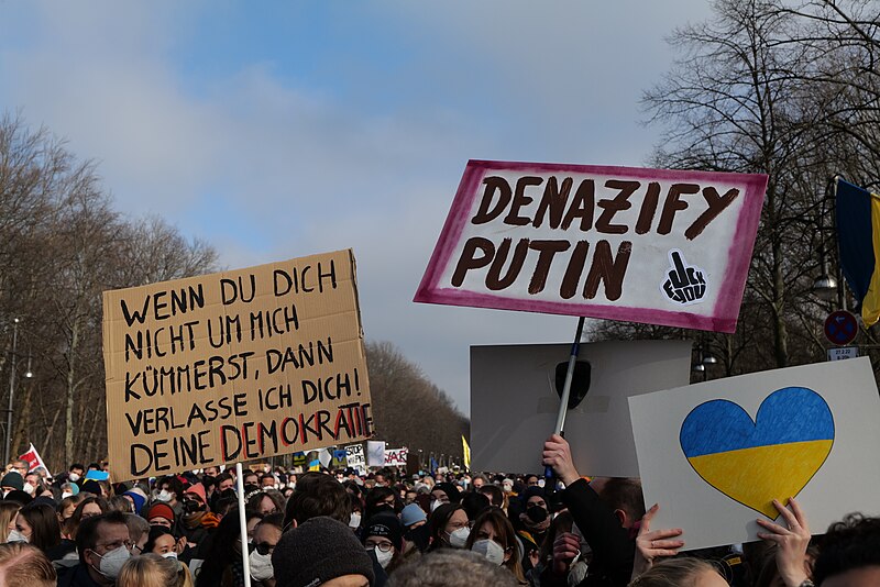 File:Ukraine solidarity protest Berlin Straße des 17 Juni 2022-02-27 114.jpg