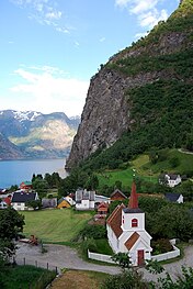 Undredal stave church front view.jpg