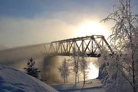 Vaalankurkku_railway_bridge.jpg