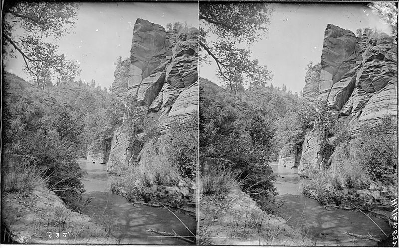 File:Virgin River. Parunuweap Branch (Long Valley Branch)(East Branch) "Puniwuni Tump", Utah. Old nos. 454, 439., 1871 - 1878 - NARA - 517856.jpg