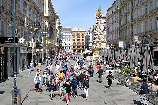 Vienna's first pedestrian zone on the Graben (2018)
