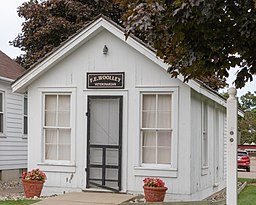 Woolley Veterinarian Building