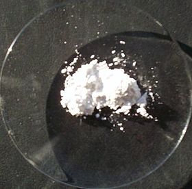 Ytterbium(III) oxide.jpg