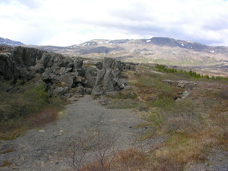 File:Þingvellir Iceland 001.JPG