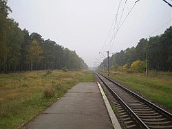 Лінія на околиці зупинного пункту Подусівка