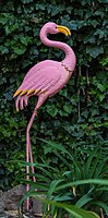 Rank: 43 Pink flamingo tin figure