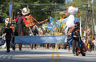 Hillsborough Handmade Parade c. 2016 077x.jpg