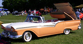 <span class="mw-page-title-main">1957 Ford</span> Motor vehicle