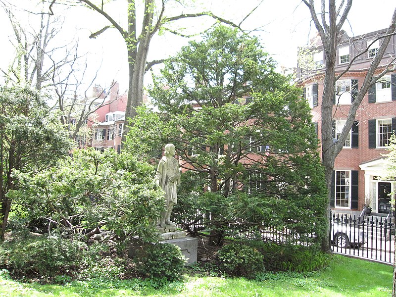 File:2009 LouisburgSq Boston.jpg