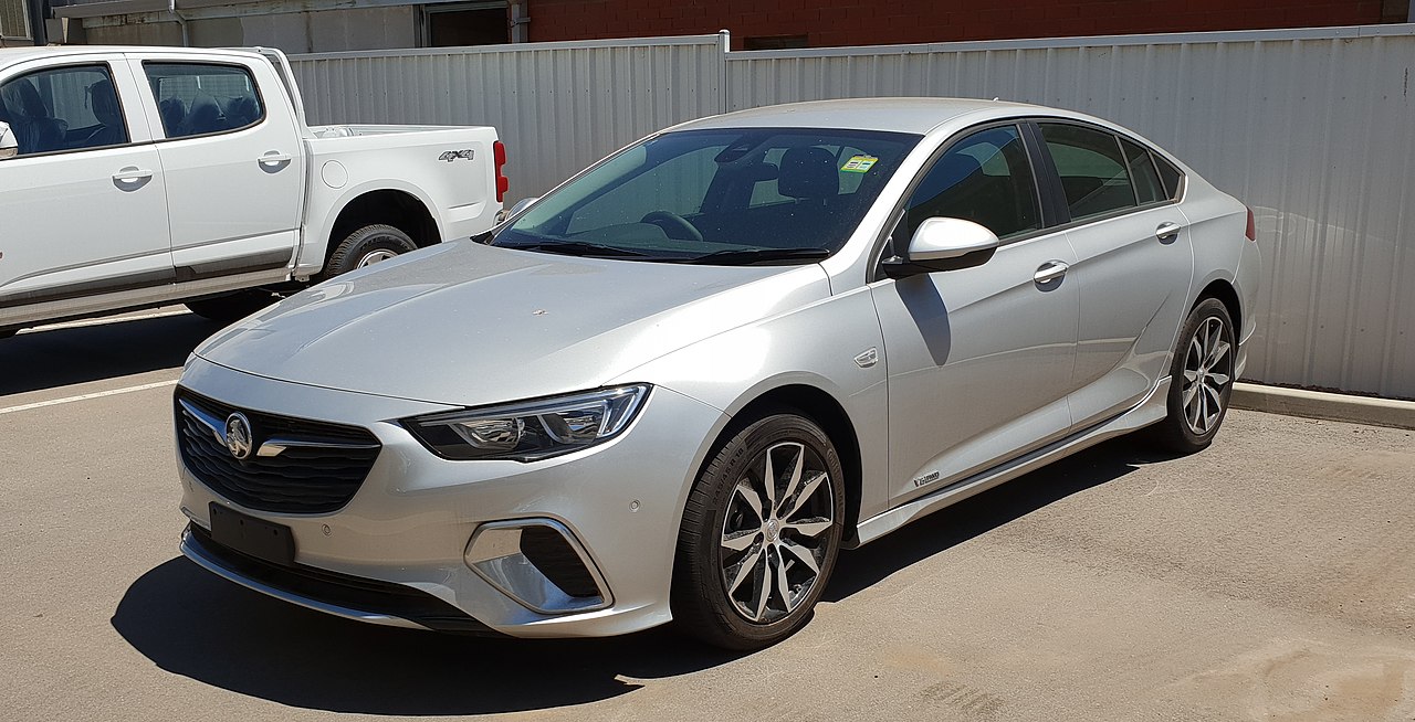 Image of 2018 Holden Commodore RS V6 AWD - Flickr - TuRbO J