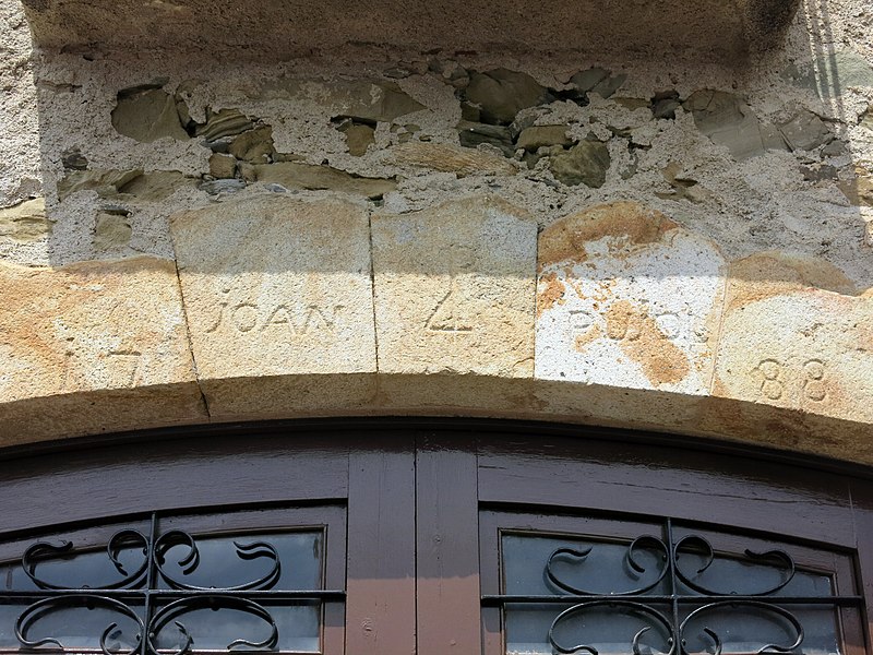 File:229 Casa Joan Pujol, c. Pont 9-11 (Rabós).JPG