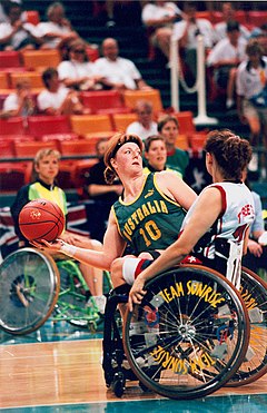 42 ACPS Atlanta 1996 Basketbol Sharon Slann.jpg