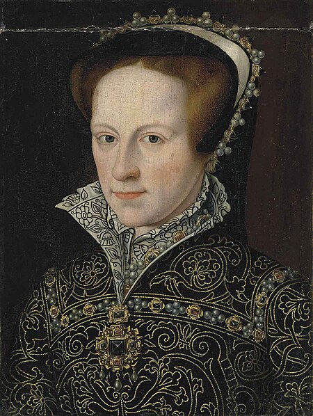 Tập tin:After Antonio Mor Mary I of England in an embroidered dress.jpg