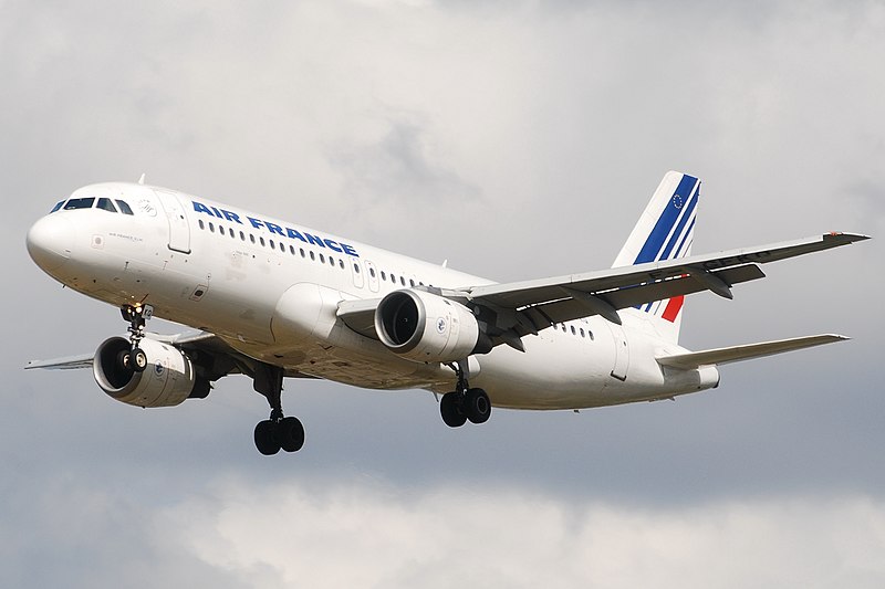 File:Airbus A320-100 Air France (AFR) F-GFKQ - MSN 002 (10655931213).jpg