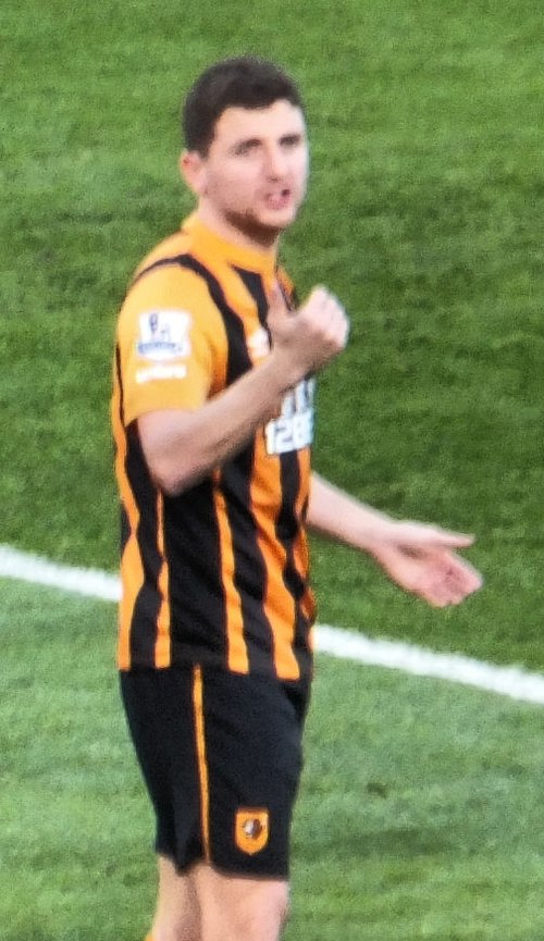 Bruce playing for Hull City in 2014