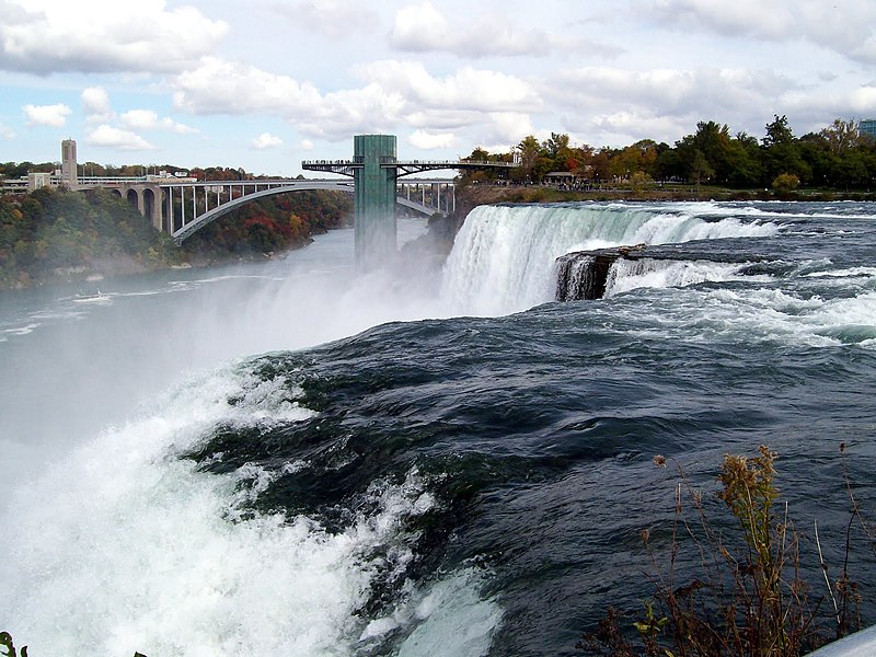 File:American Falls - panoramio (4).jpg