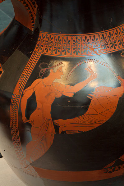 File:Amphora 520BC Psiax Staatliche Antikensammlungen Starke Frauen Kat 96 01.jpg