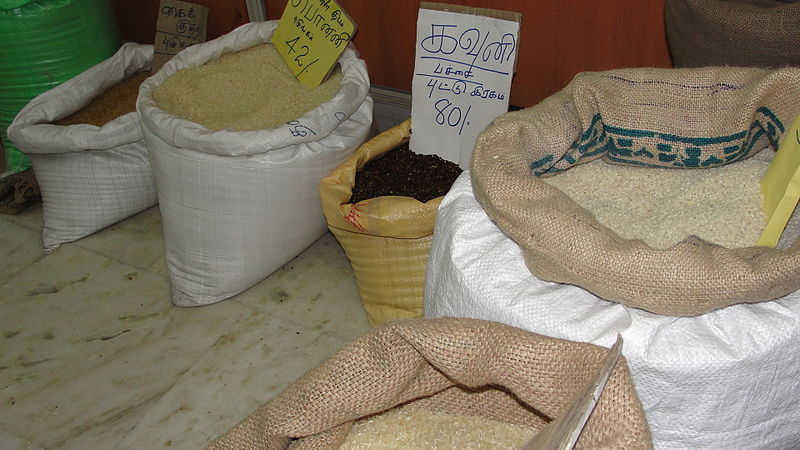 File:An organic food stall 2.JPG