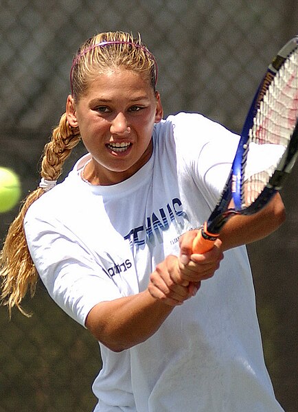 File:Anna Kournikova DF-SD-04-04709 (cropped).jpg