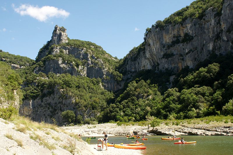 File:Ardeche-la-dent-noire.JPG