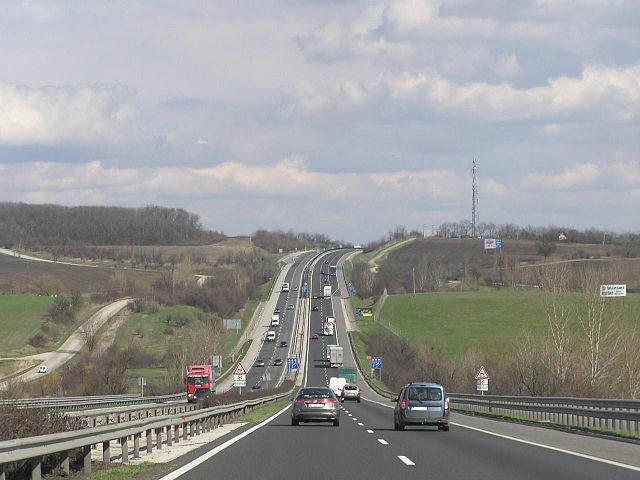 The motorway between Vértes and Gerecse Mountains