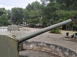 Three 15cm Krupp guns at Battery 3