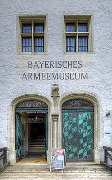 Main entrance of the Bayerisches Armeemuseum Bayerisches Armeemuseum Eingang zur Landesausstellung - Napoleon und Bayern.jpg