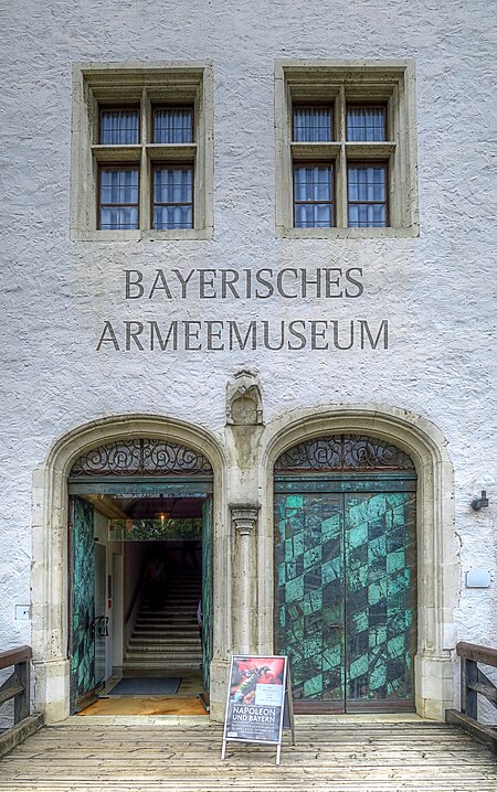 Bayerisches Armeemuseum Eingang zur Landesausstellung Napoleon und Bayern