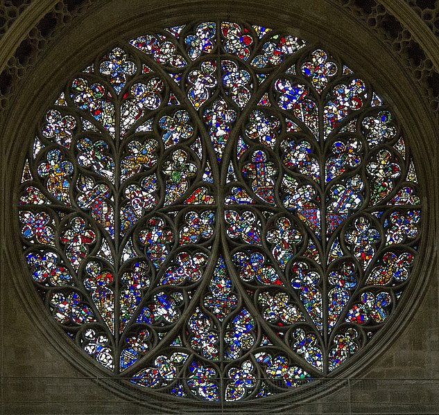 File:Bishops Eye window, Lincoln Cathedral (12138820365).jpg