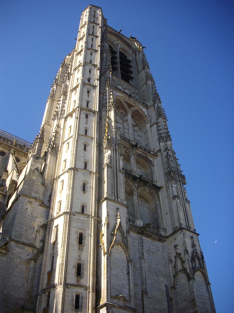 Bourges - cathédrale Saint-Étienne, flanc nord (01).jpg